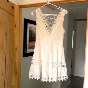 Selfie Leslie White Lace Dress